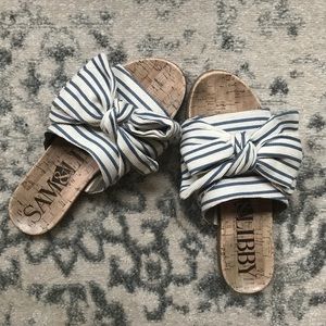Bow slip on sandals